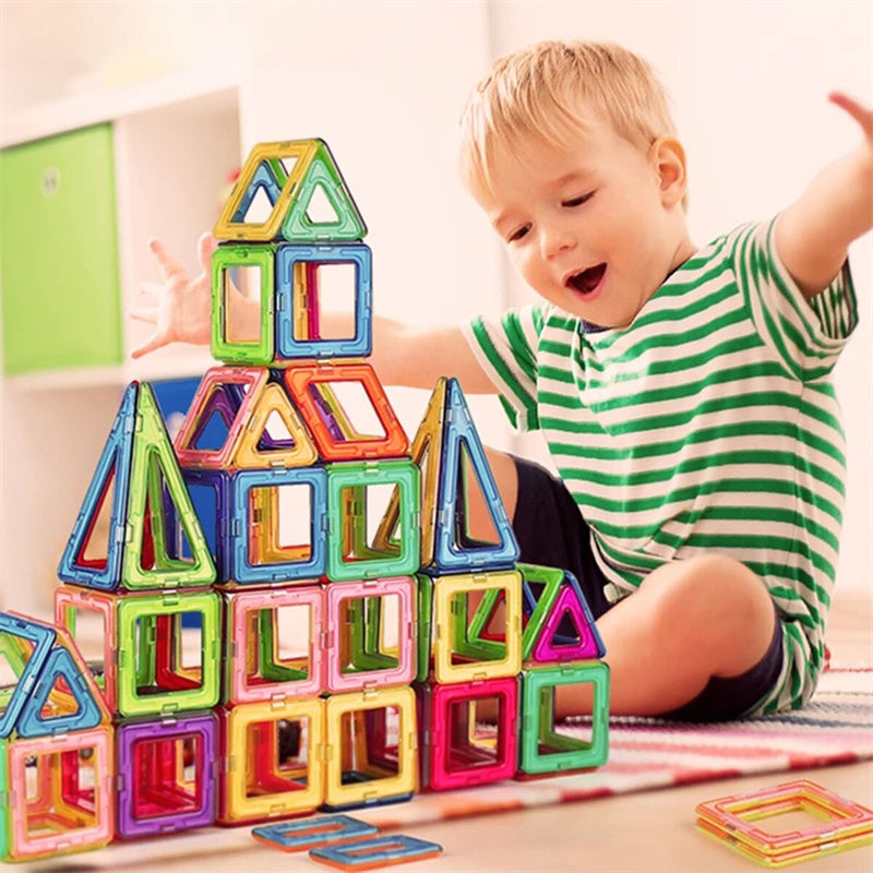 Magnetic Magic Construction Set